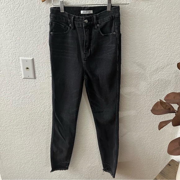 Good American Good Curve High Rise Jeans with raw hem size 0/25 - Picture 2 of 9